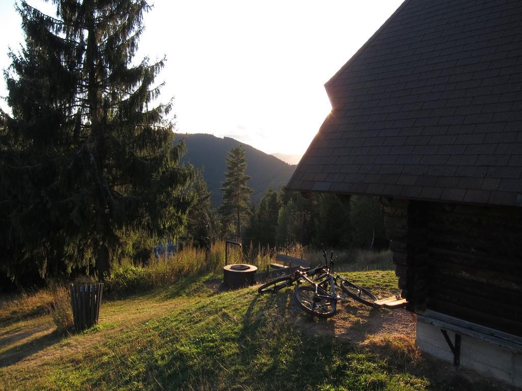 Ferienwohnung Am Eisweiher Titisee-Neustadt Luaran gambar